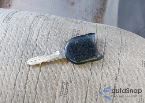 2008 Ford Focus Se/Ses from USA, damaged, VIN 1FAHP35N58W269114